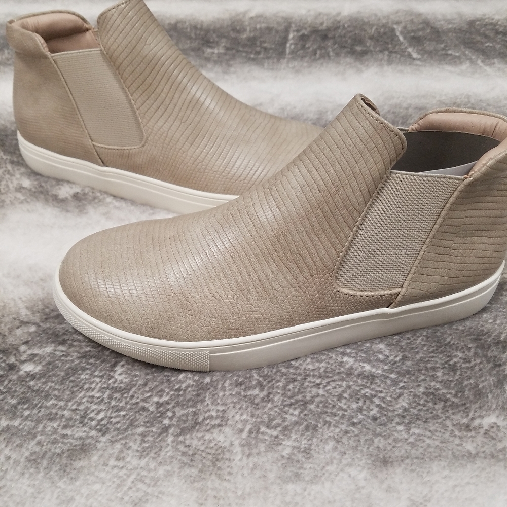 Coconuts by Matisse Harlan Shoe